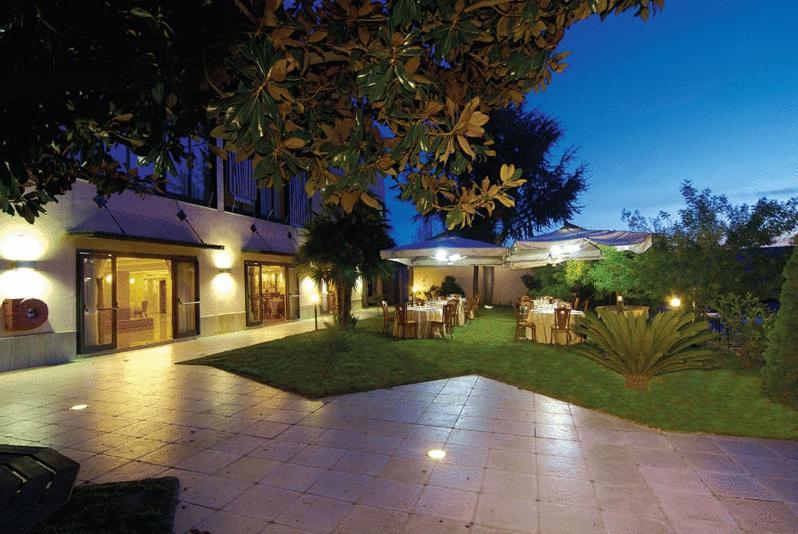 Pisani Hotel San Nicola La Strada Exteriér fotografie