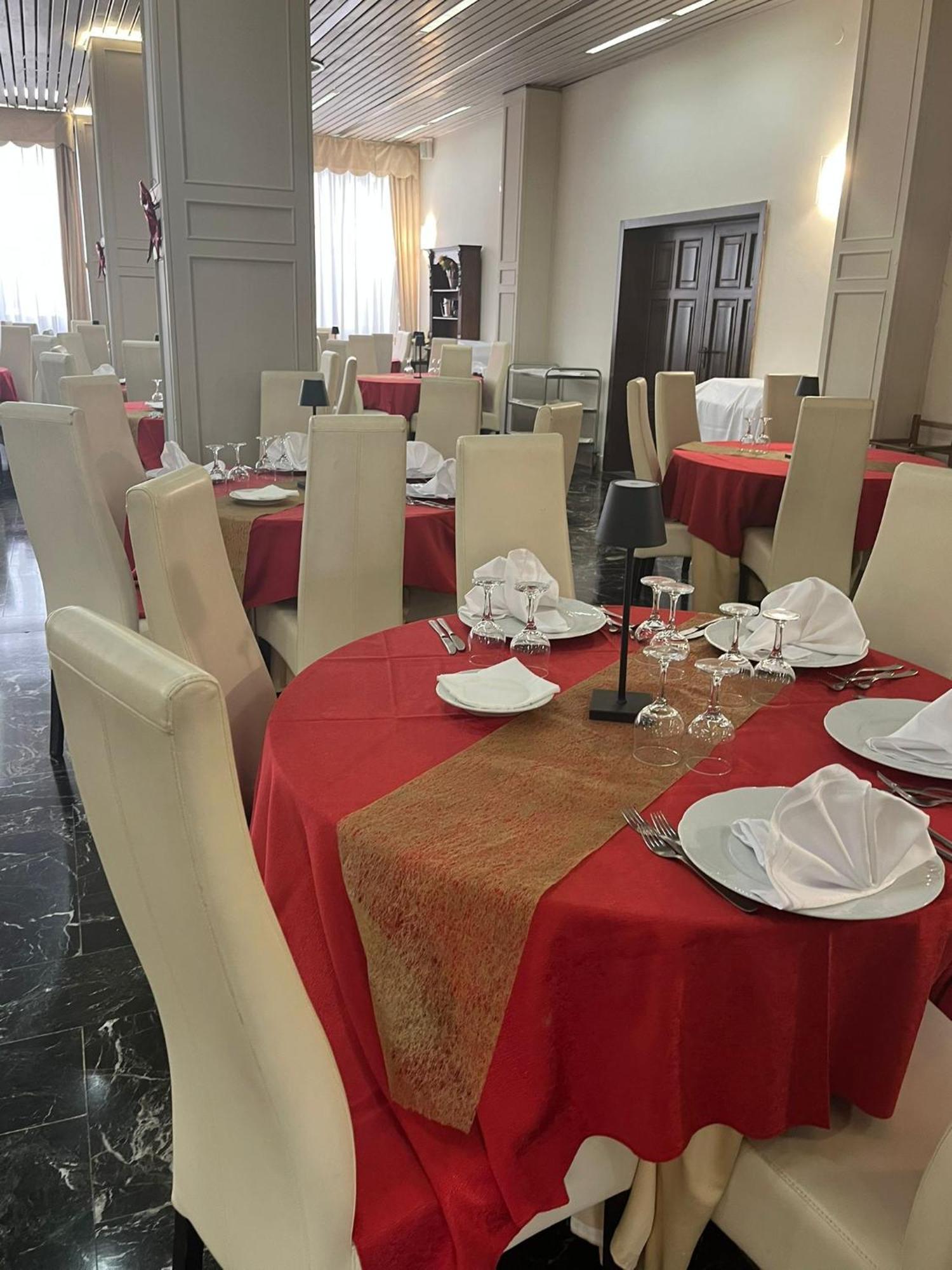 Pisani Hotel San Nicola La Strada Exteriér fotografie