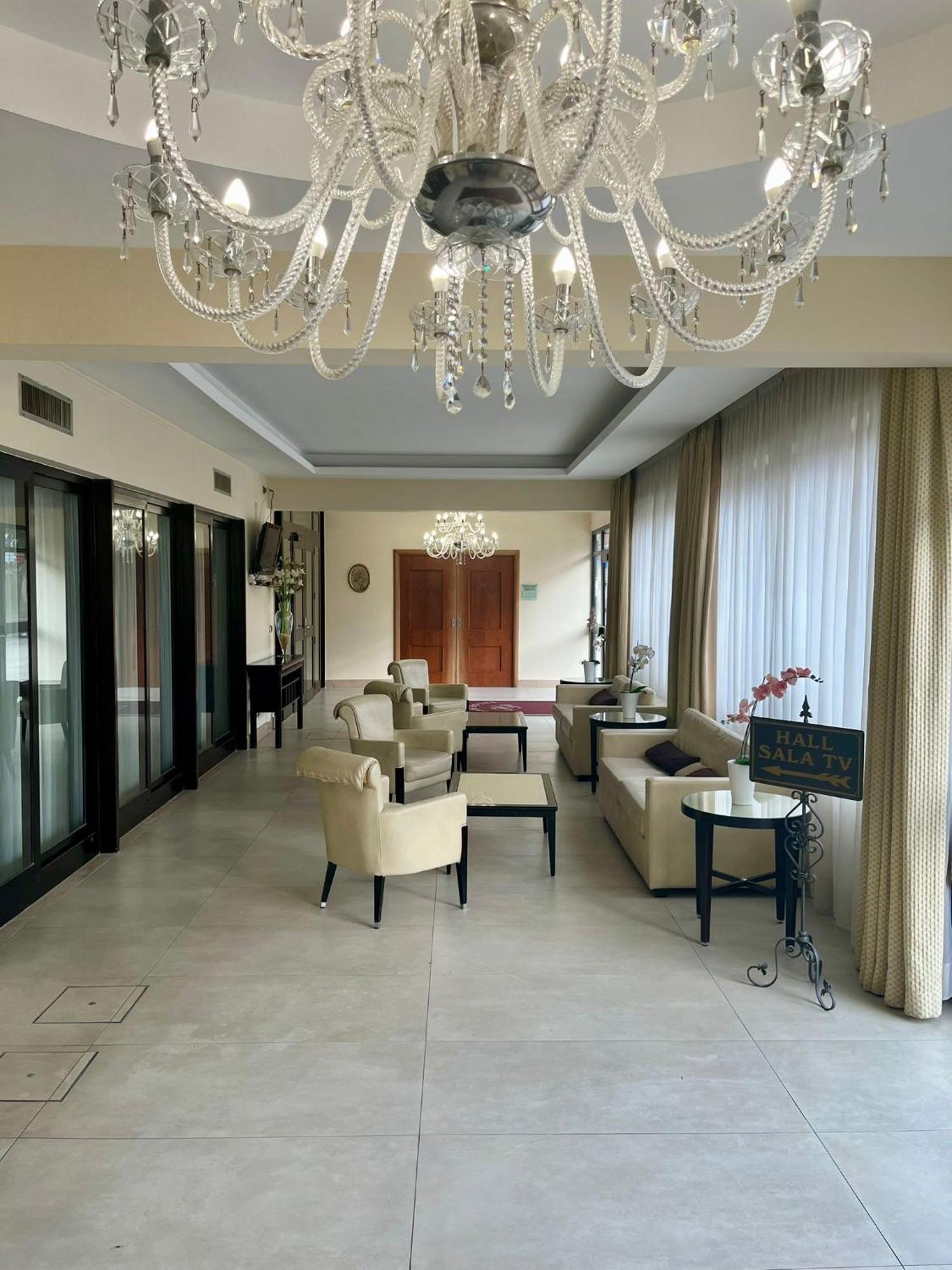Pisani Hotel San Nicola La Strada Exteriér fotografie