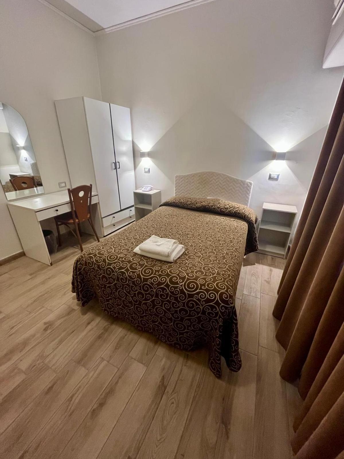 Pisani Hotel San Nicola La Strada Exteriér fotografie