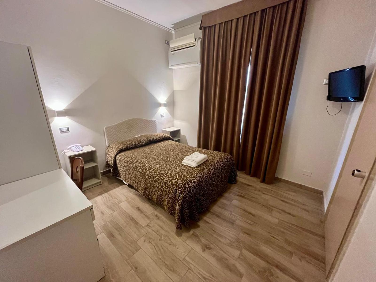 Pisani Hotel San Nicola La Strada Exteriér fotografie