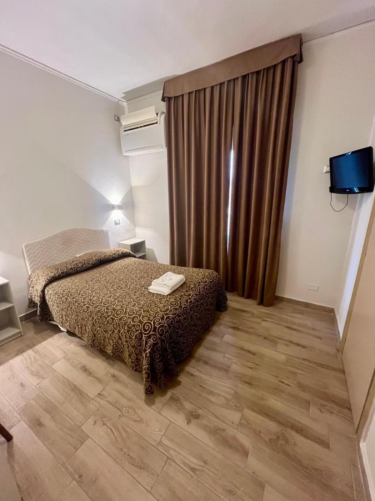 Pisani Hotel San Nicola La Strada Exteriér fotografie