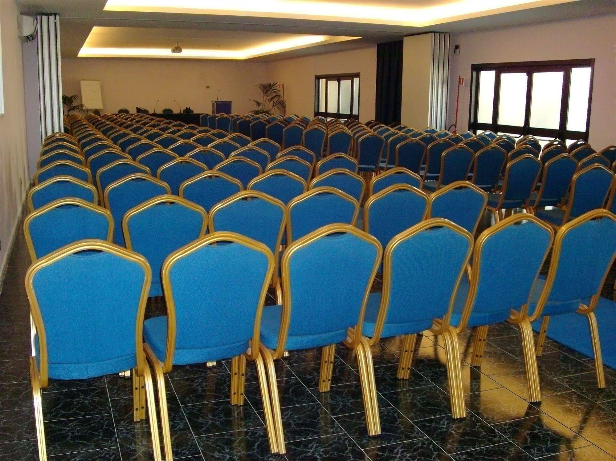 Pisani Hotel San Nicola La Strada Exteriér fotografie