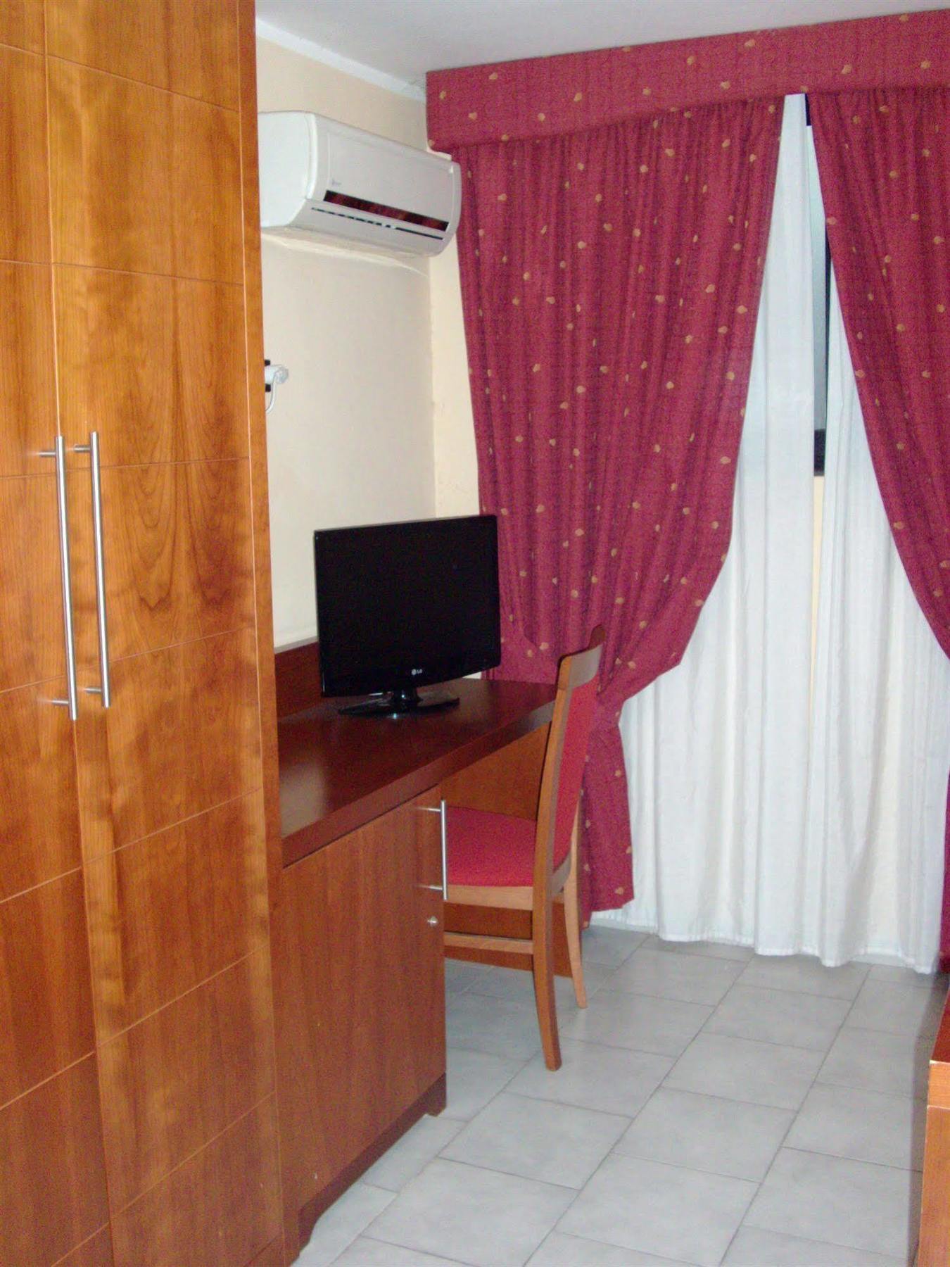 Pisani Hotel San Nicola La Strada Exteriér fotografie